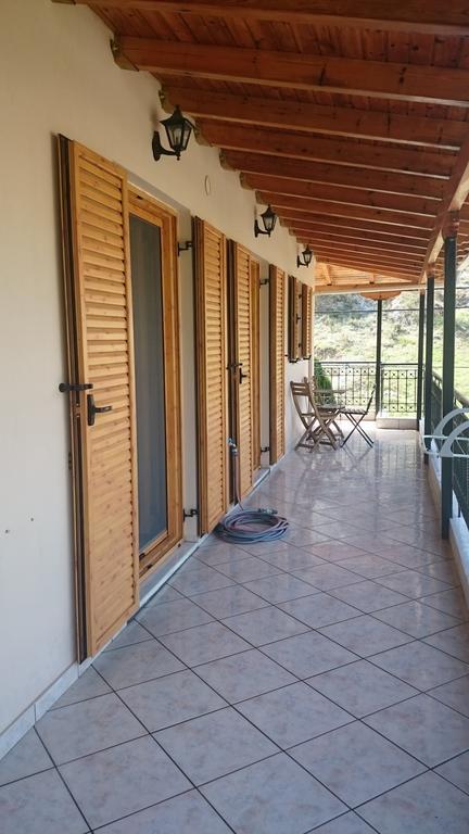 Cave Apartments Ioannina Room photo